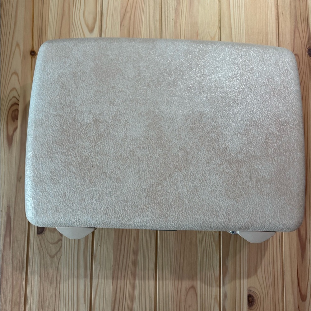 Samsonite Debonair vintage 60’s carry on suitcase